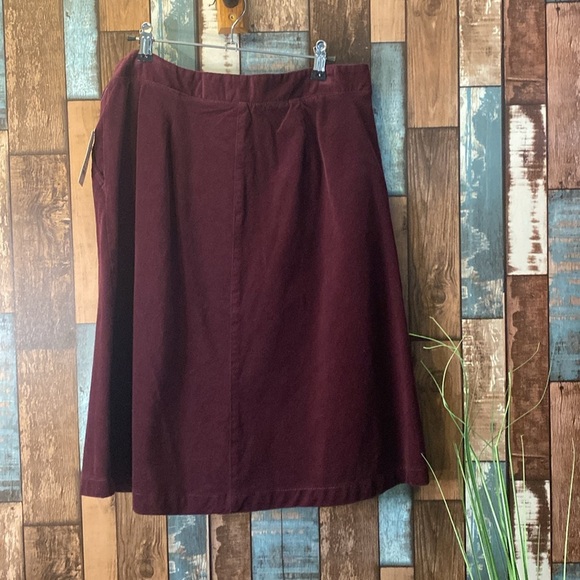St.Johns bay soft purple button down skirt - Picture 13 of 16
